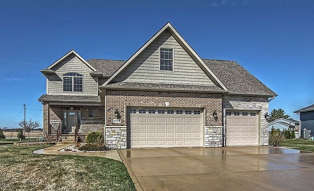1st image of 8214 Willow Haven Dr