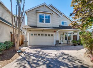 8 Chester Cir, Los Altos, CA 94022