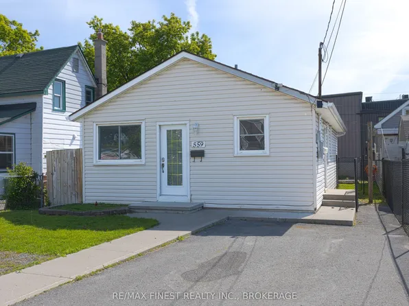 559 Macdonnell St, Kingston, ON K7K 4W9