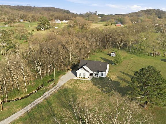 3rd image of 1917 Frank Moore Rd