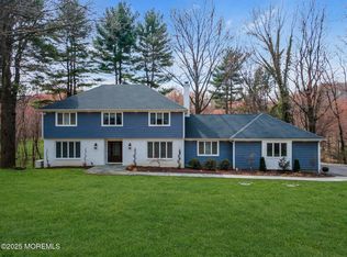 9 Longview Dr, Holmdel, NJ 07733