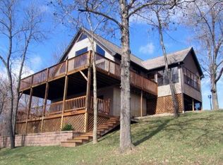 184 Timberline Ct, Dahinda, IL 61428