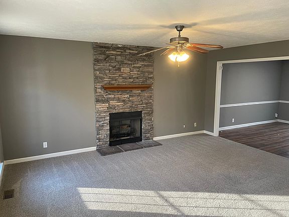 2nd image of 1588 Cedar Springs Cir