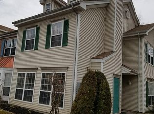 45 Cherokee Dr, Absecon, NJ 08205