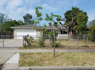 3627 N Woodrow Ave, Fresno, CA 93726
