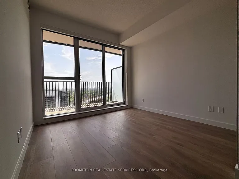 18 Esther Shiner Blvd #2709 — Photo 6
