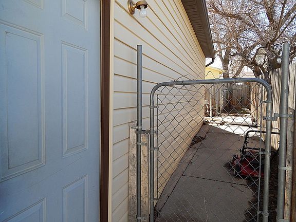 4th image of 4344 S Mooregate Cir