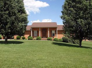 1706 Wycliffe St, Bedford, VA 24523