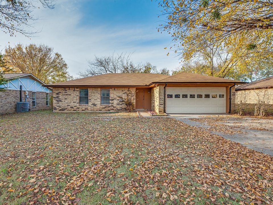 1st image of 706 Green Pastures Dr