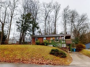 195 Weston Rd, Arden, NC 28704