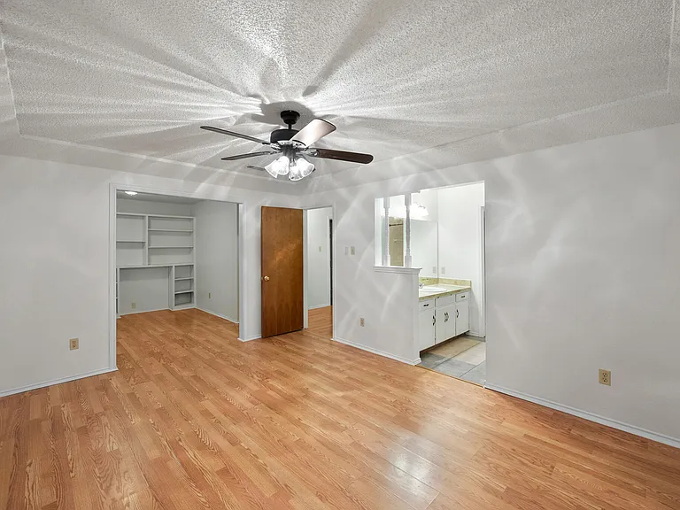 6436 Ridglea Dr — Photo 25