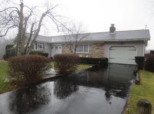 174 W Rittenhouse Mill Rd, Berwick, PA 18603