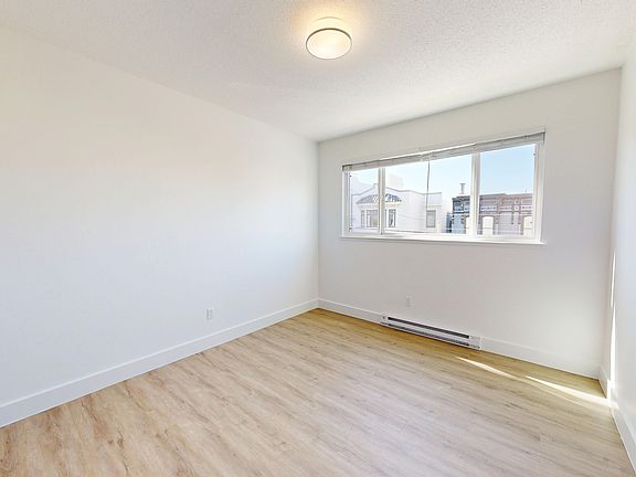 2nd image of 2898 Jackson St APT 202