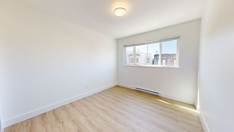 2898 Jackson St - Image 4