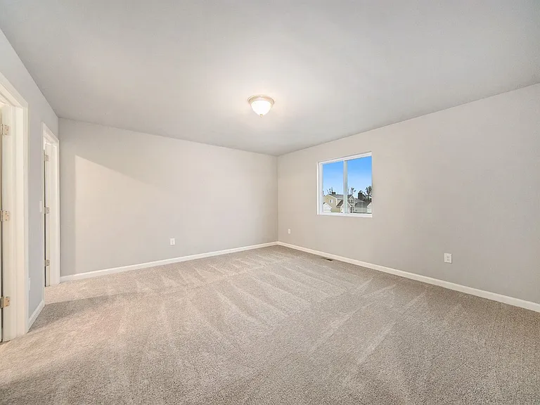 2142 Farm Valley Dr — Photo 14