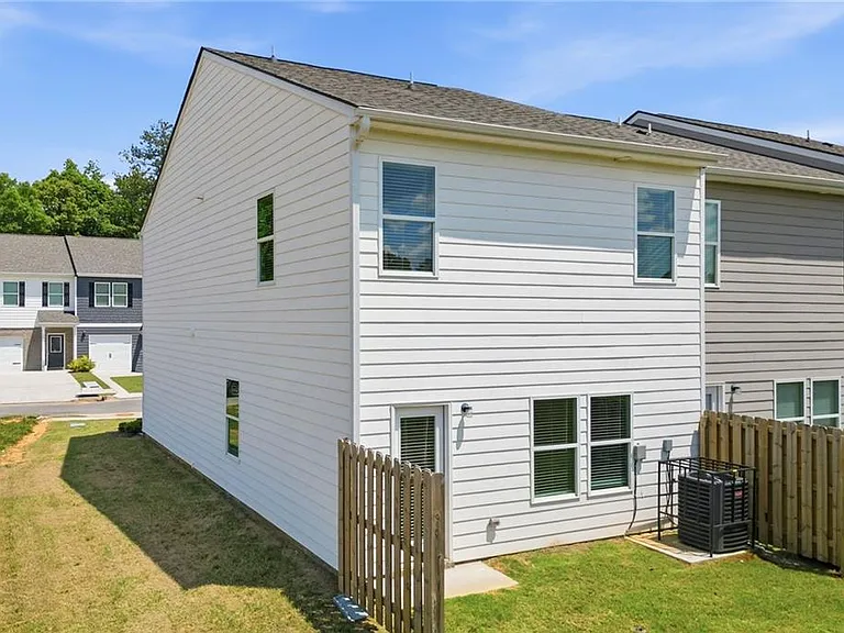 157 Green Loop NW — Photo 27