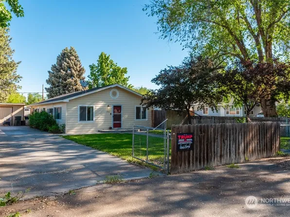 3716 Grant Loop, West Richland, WA 99353