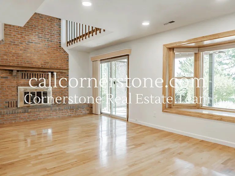 2695 Norwich Dr — Photo 7