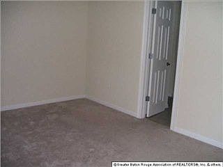 4th image of 39063 Prairie North Dr