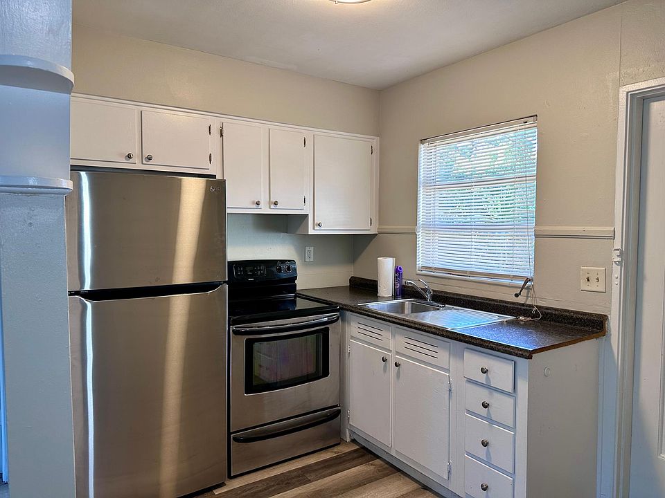 1st image of 5717 21st Ave S #W