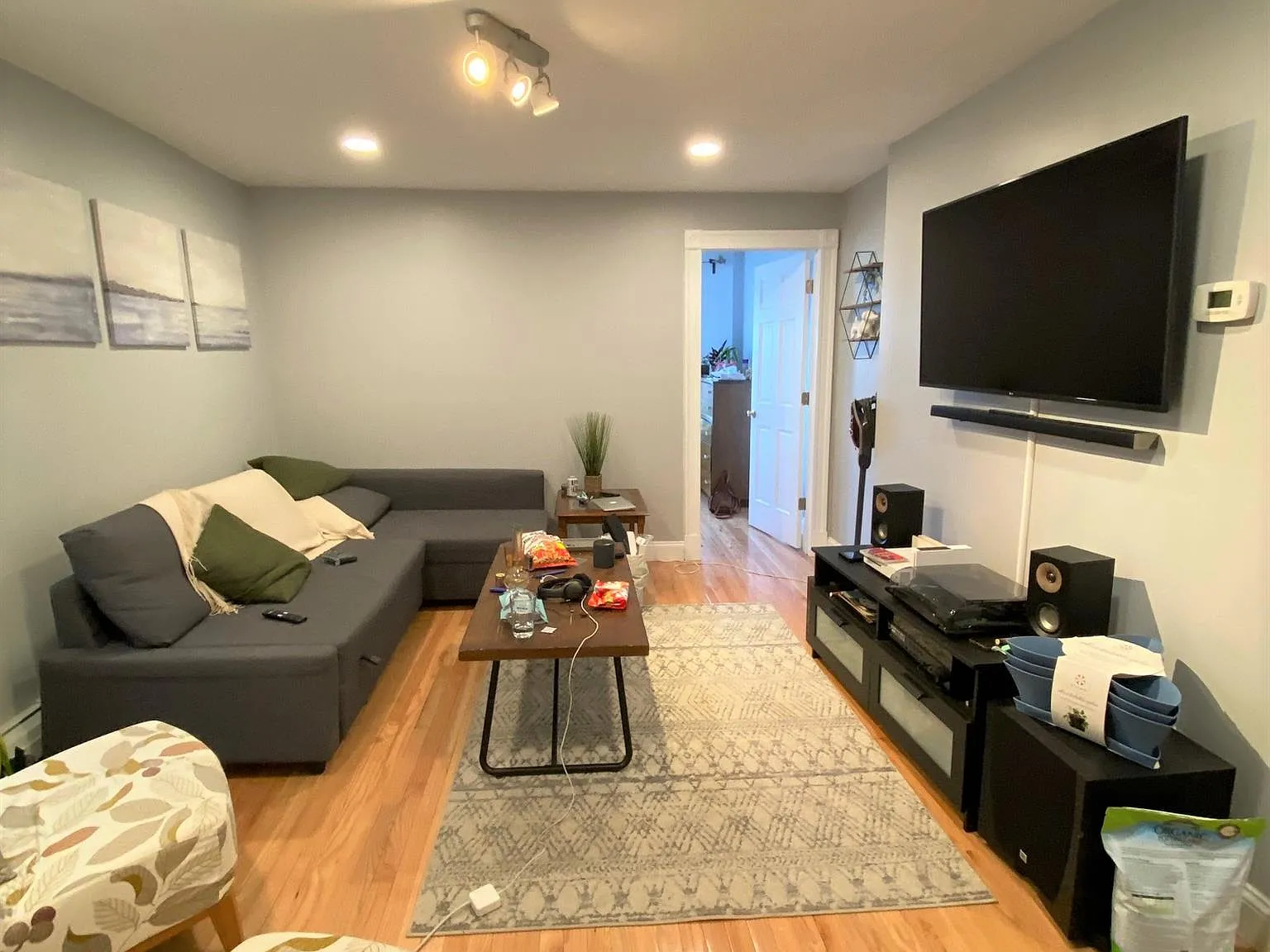 3 bed, $3,600 — Photo 4