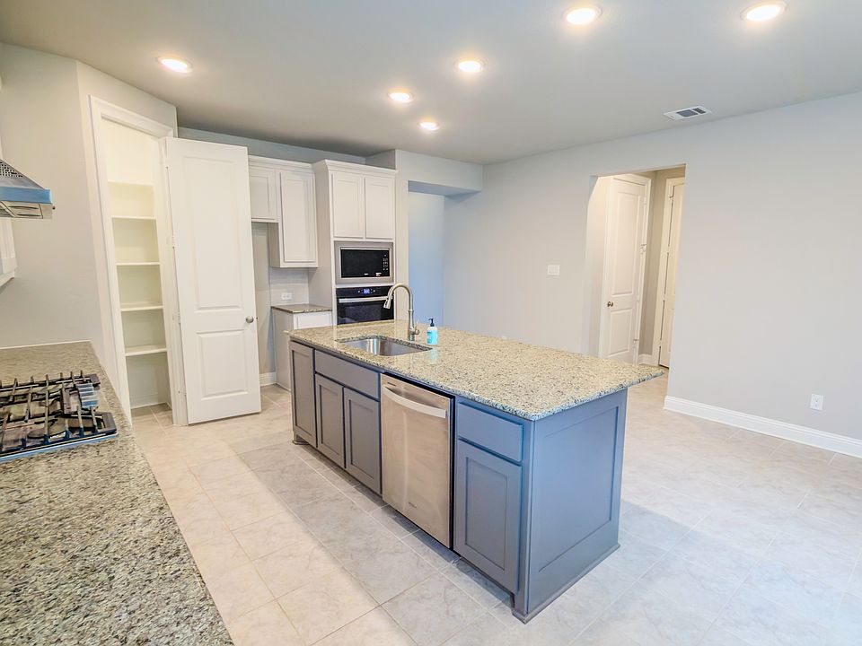 1st image of 1508 Hamlisch Ave
