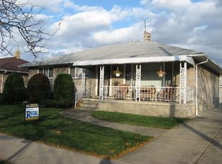 4733 Fairway Dr, Brooklyn, OH