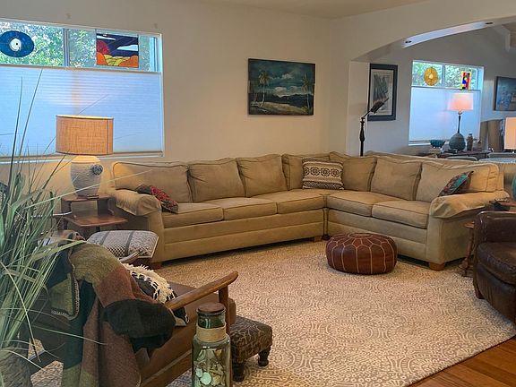 2nd image of 648 Arroyo Dr #648