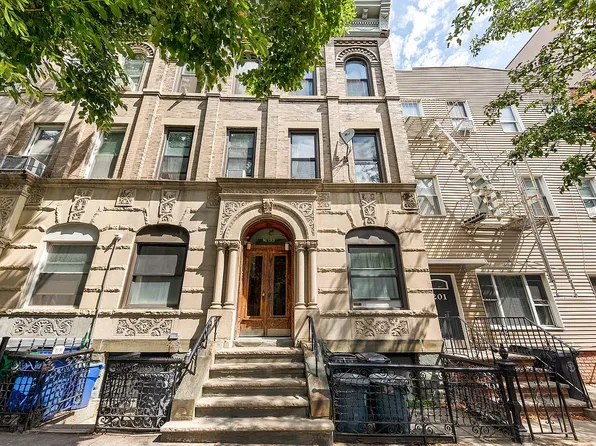 199 Java St, Brooklyn, NY 11222