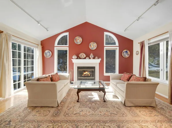 646 Heritage Hills #B, Somers, NY 10589