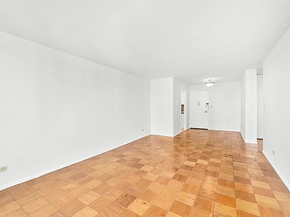 3rd image of 301 E 79th St APT 33C