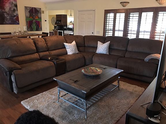 2nd image of 27 Sea Horse Ln