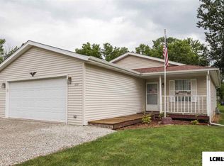 609 E Spaulding St, Riverton, IL 62561