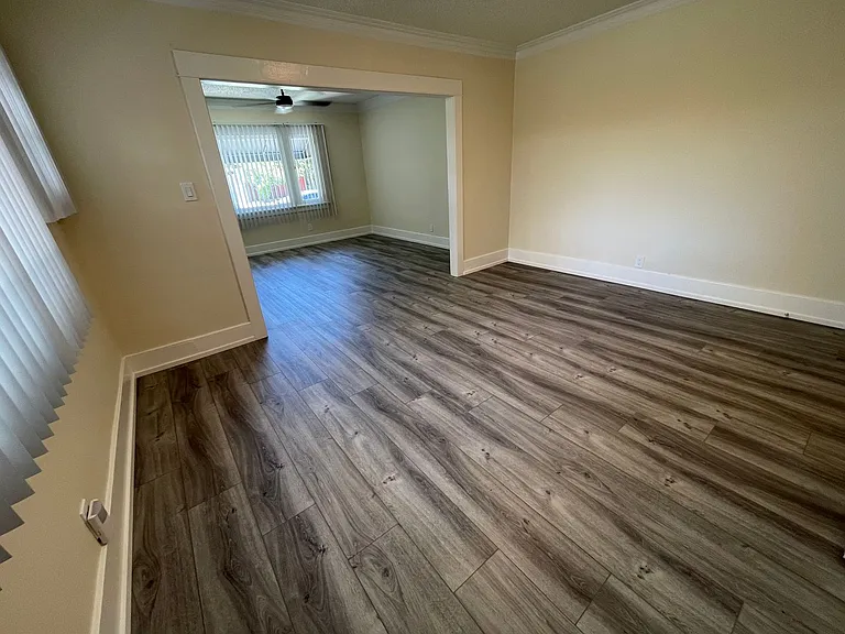 204-206 N. Cedar St. — Photo 10