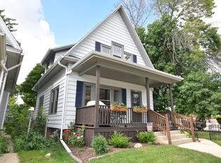 2777 S Kinnickinnic Ave, Milwaukee, WI 53207