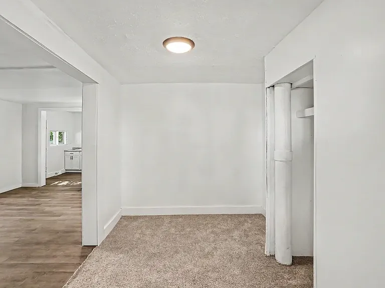 2484 Lincoln St #1 — Photo 15