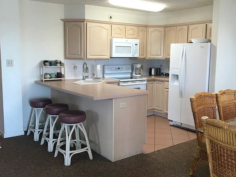 1424 Ocean Ave #1 — Photo 9