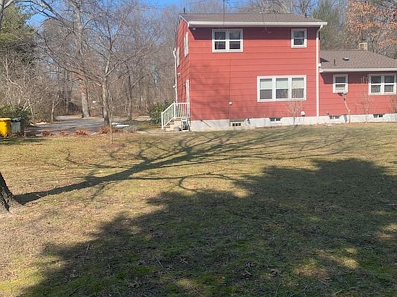 5th image of 8325 Woodland Rd