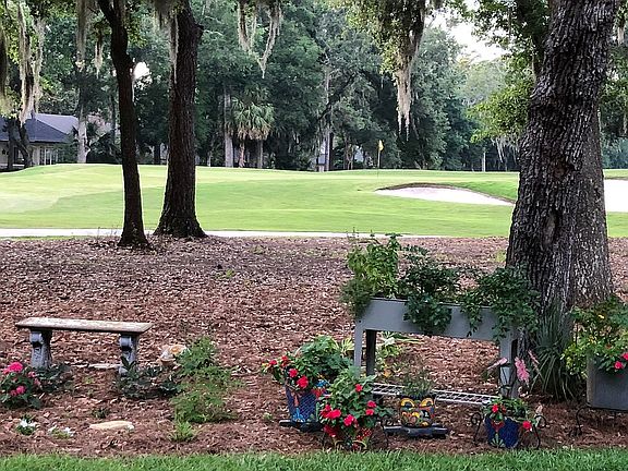 Views to Golf Course Green