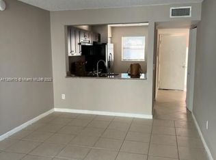 831 NE 207th Ln #2201, Miami, FL 33179