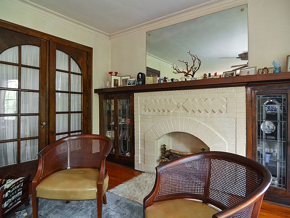 4th image of 3040 N Kolmar Ave