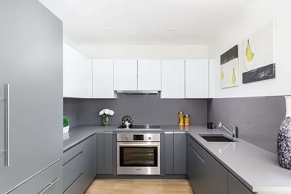 Sold by Bold New York | media 7