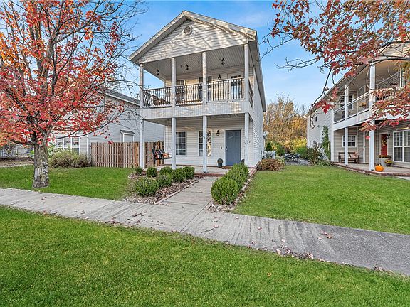 2nd image of 3642 Tower Cir