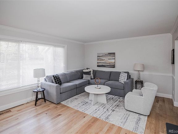 4th image of 891 W Kettle Avenue