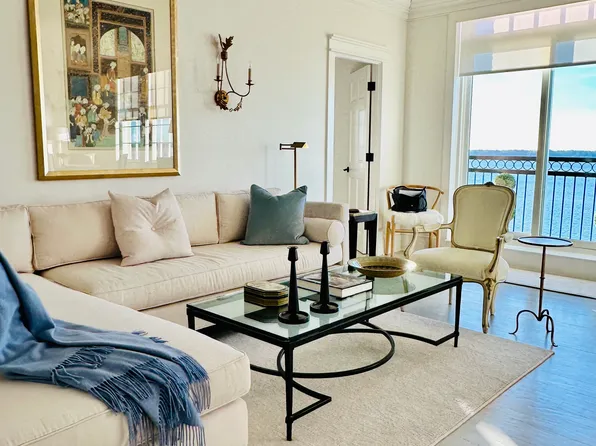 1 King St, Charleston, SC