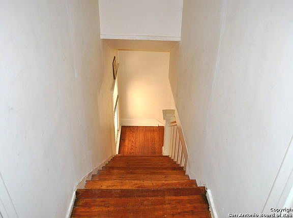 4th image of 1030 W Huisache Ave #2