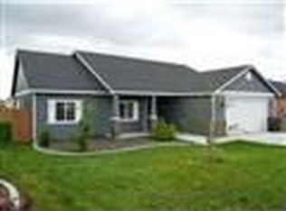 2320 Washington Ct, West Richland, WA 99353