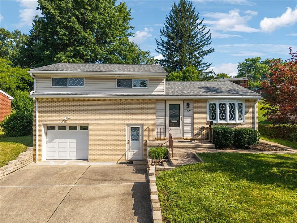 1st image of 609 Brightberry Rd