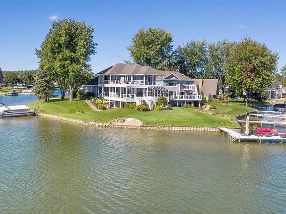 4th image of 101 Bedford Dr