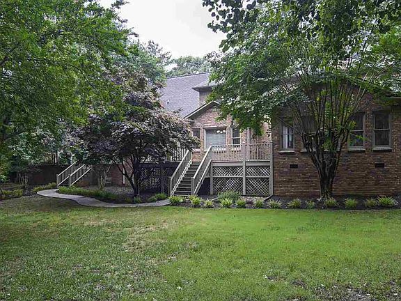 4th image of 205 Julien Pl